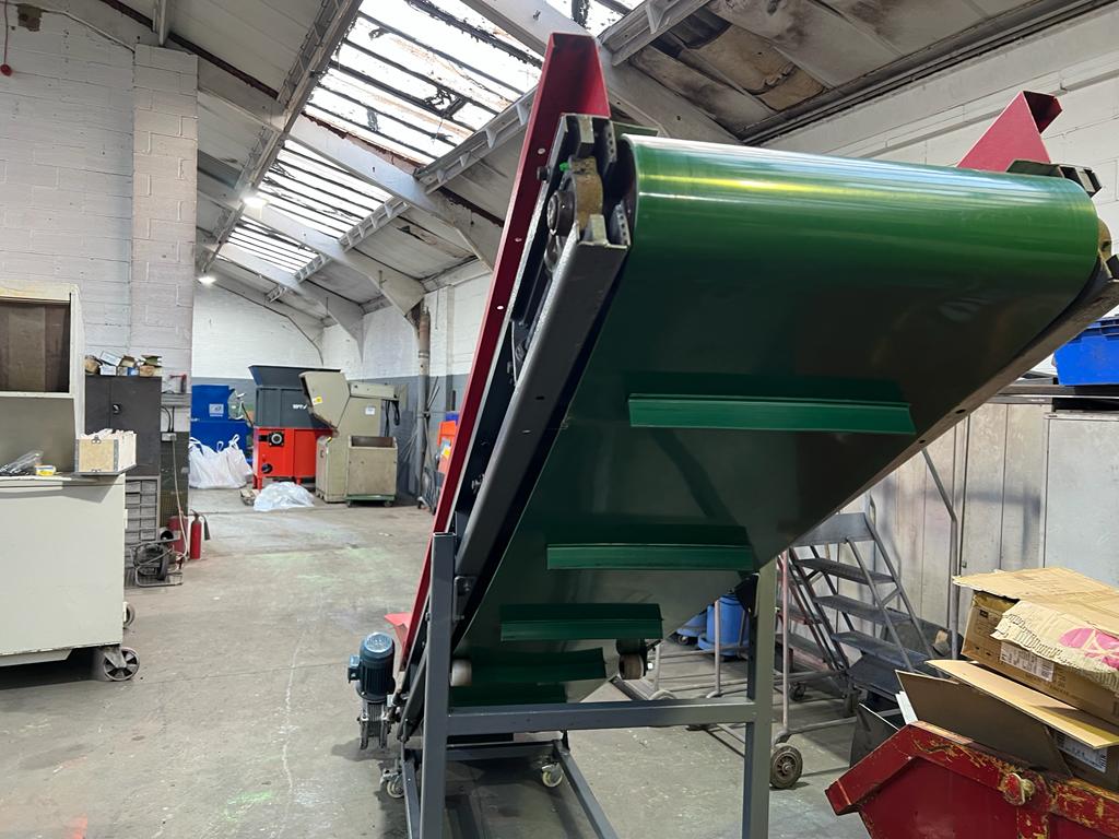 Conveyor 600mm x 4000mm - Adjustable - Image 5
