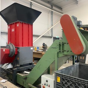 Weima 600  Single Shaft Shredder with Conveyor
